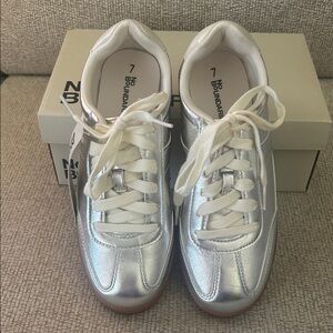 No Boundaries Shiny Silver Women's Sneakers
